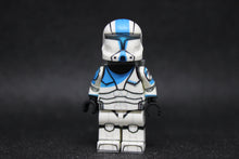 Load image into Gallery viewer, AV Commando Boss (Winter Exclusive) (Ready to Go!)